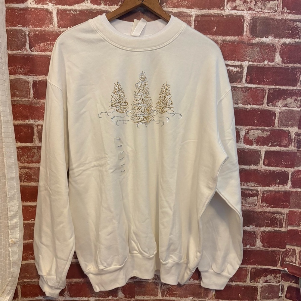 NWT White christmas tree Sweater